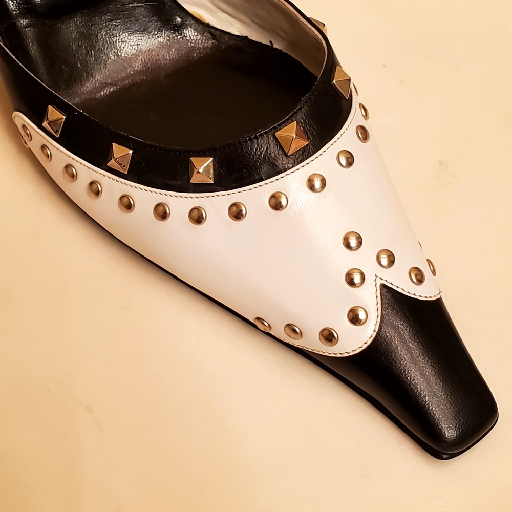 MOSCHINO CheapAndChic Black And White Kitten Heal Pointy Toe Spectators Mules - Picture 5 of 9